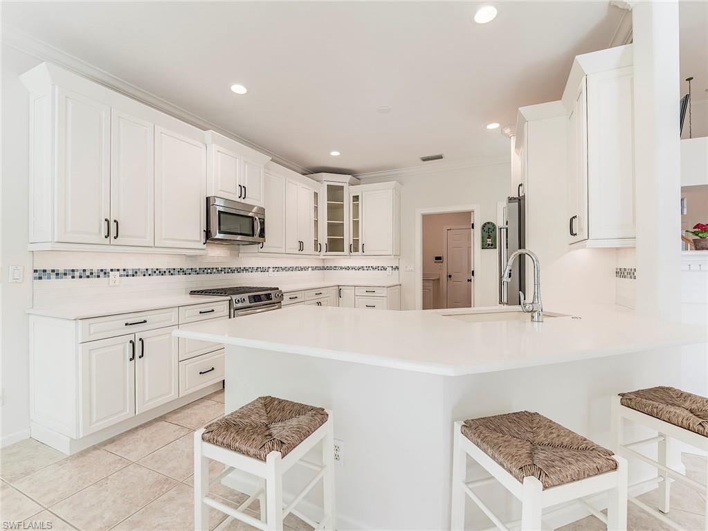 MAHOGANY COVE - Residential