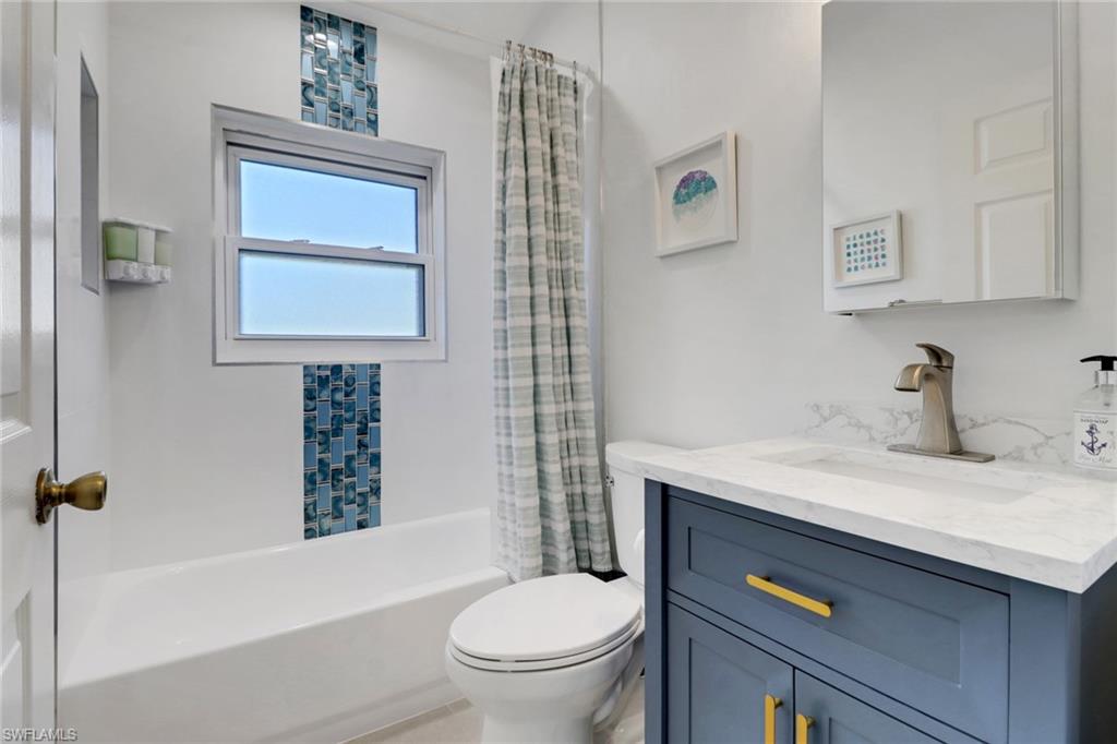 MARCO BEACH - Residential