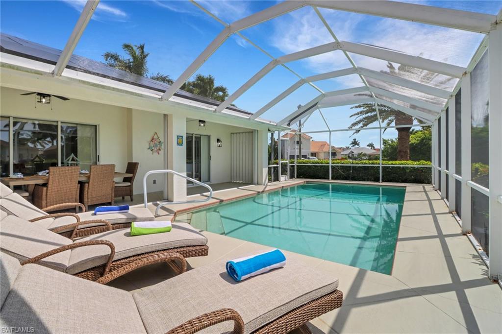 MARCO BEACH - Residential