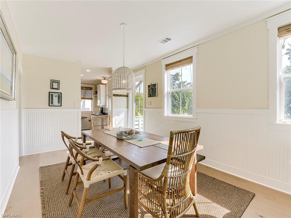 SANIBEL CENTER - Residential