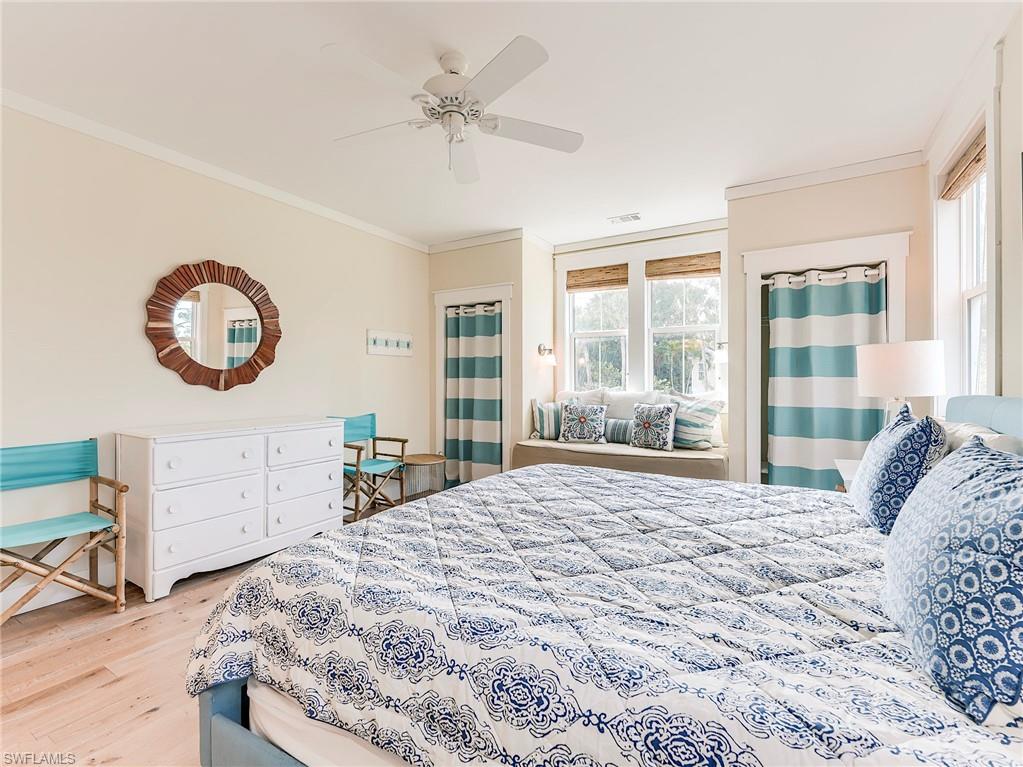 SANIBEL CENTER - Residential