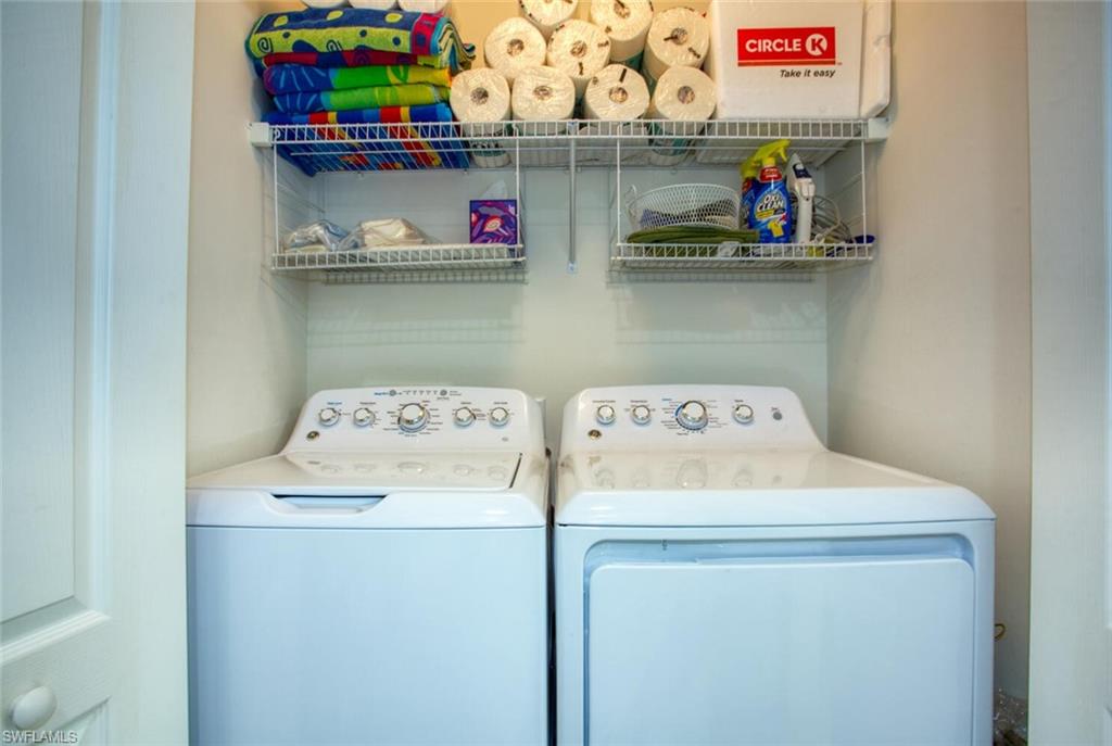 ROYAL GREENS - Residential