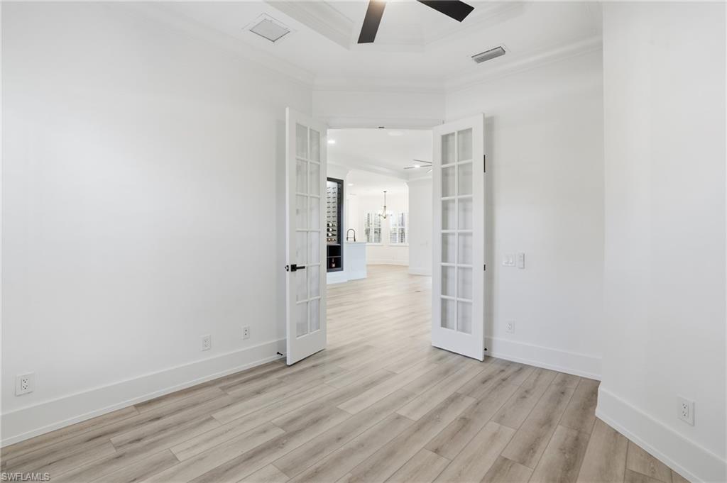 CREEKSIDE - Residential