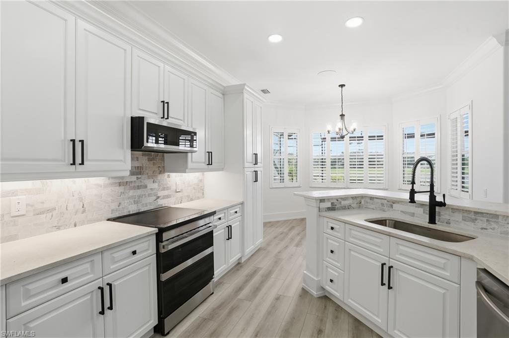 CREEKSIDE - Residential