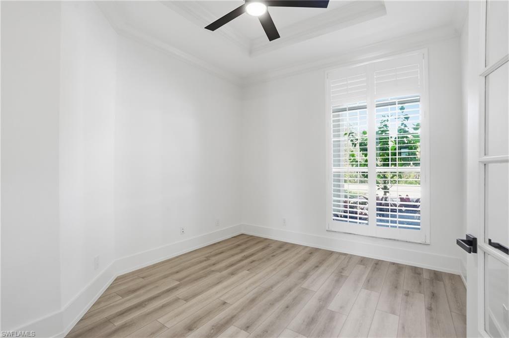 CREEKSIDE - Residential