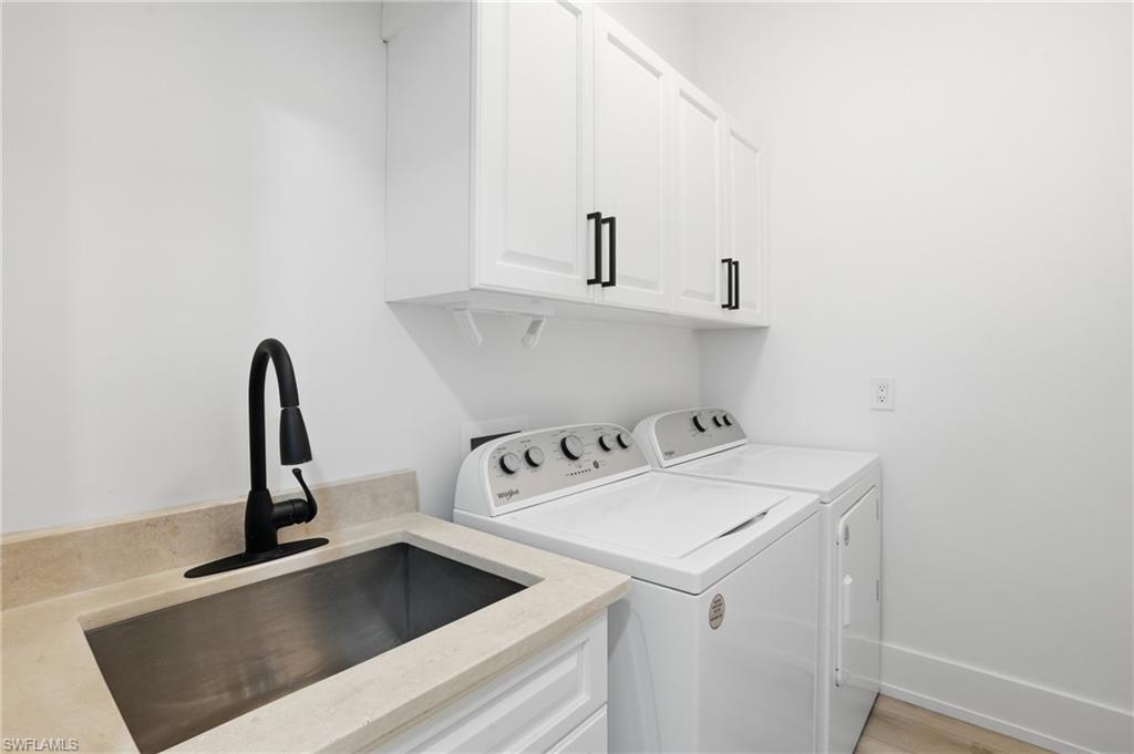 CREEKSIDE - Residential