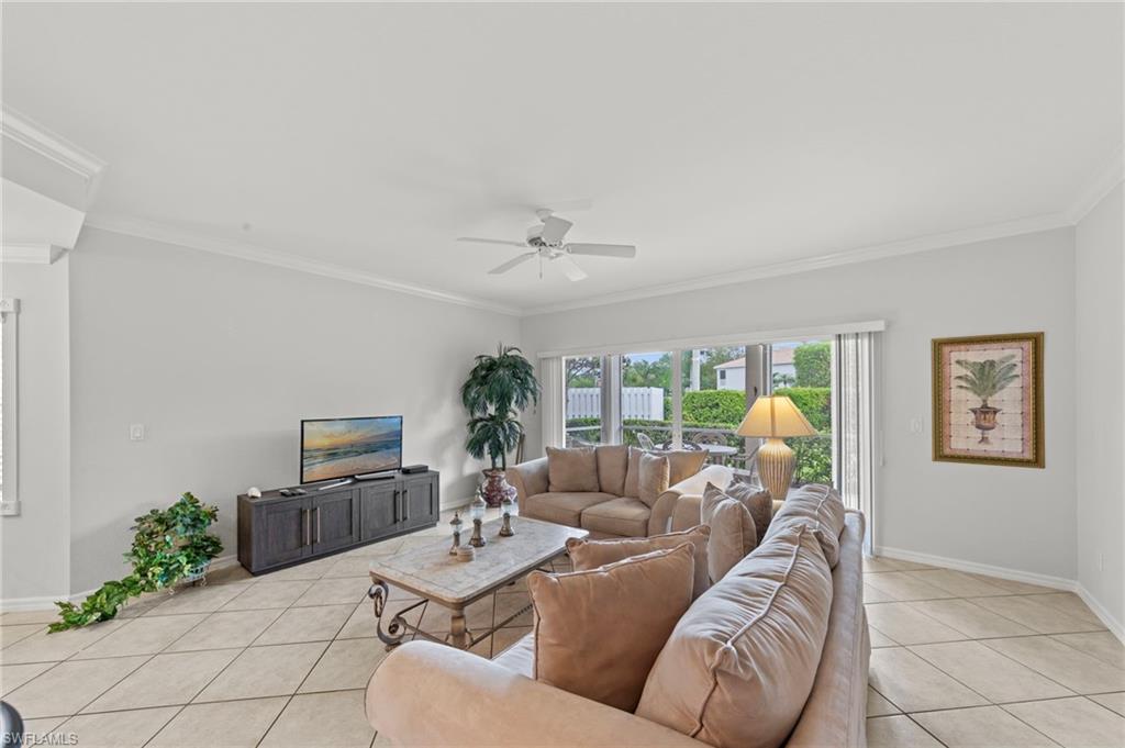 CARRIAGE HOMES AT WOODS EDGE - Residential Lease