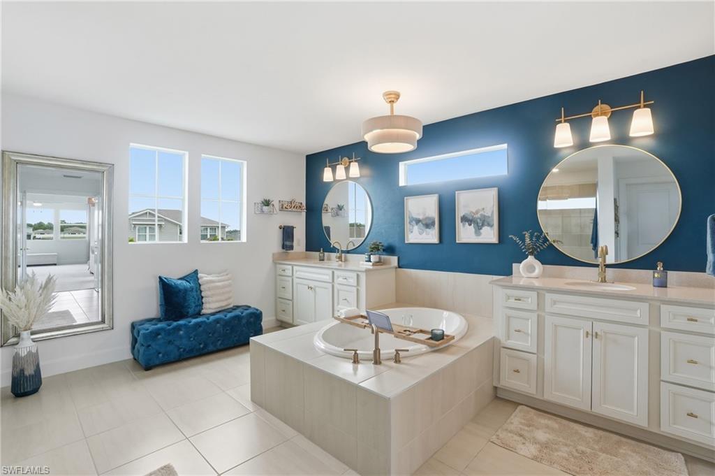 NORTHRIDGE - Residential