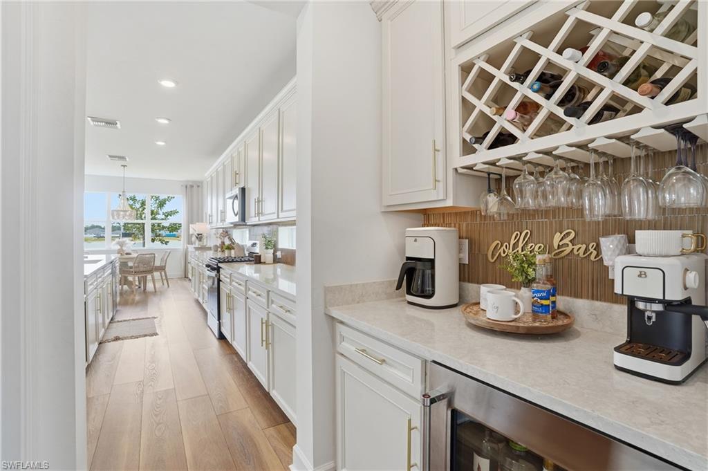 NORTHRIDGE - Residential