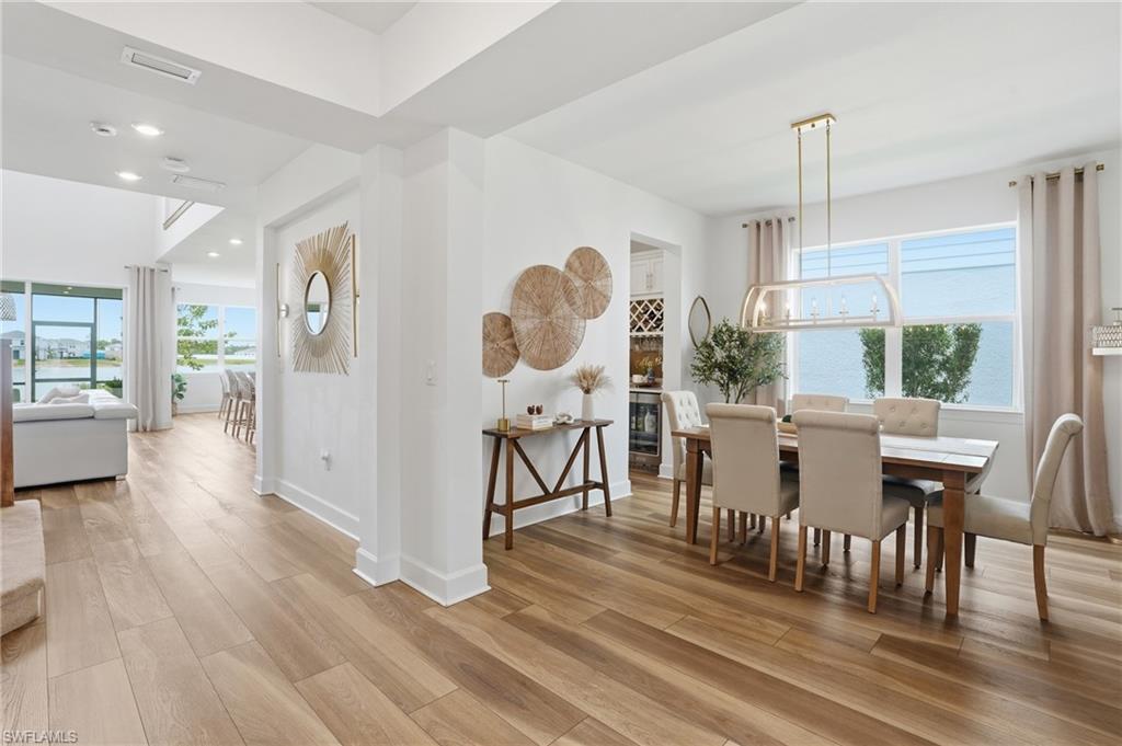 NORTHRIDGE - Residential