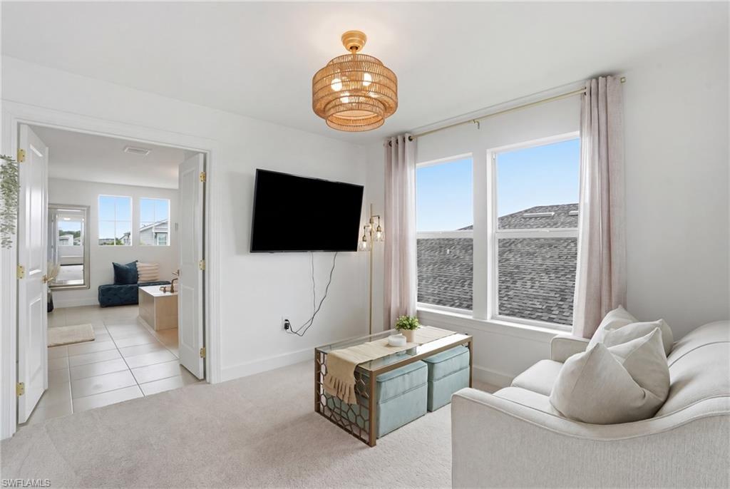 NORTHRIDGE - Residential