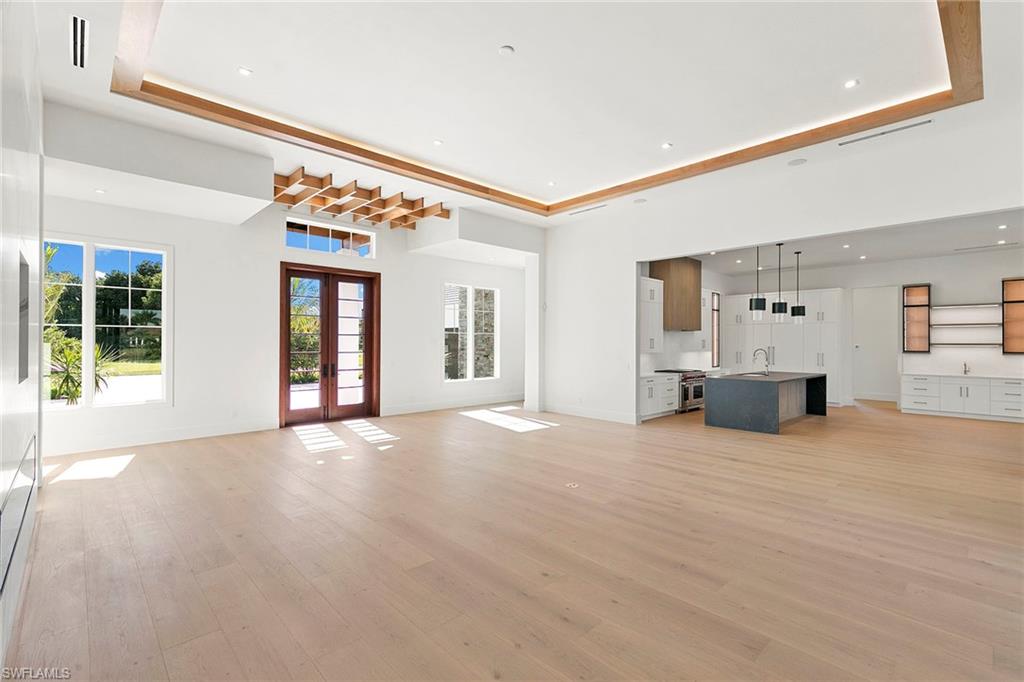 ACREAGE - Residential