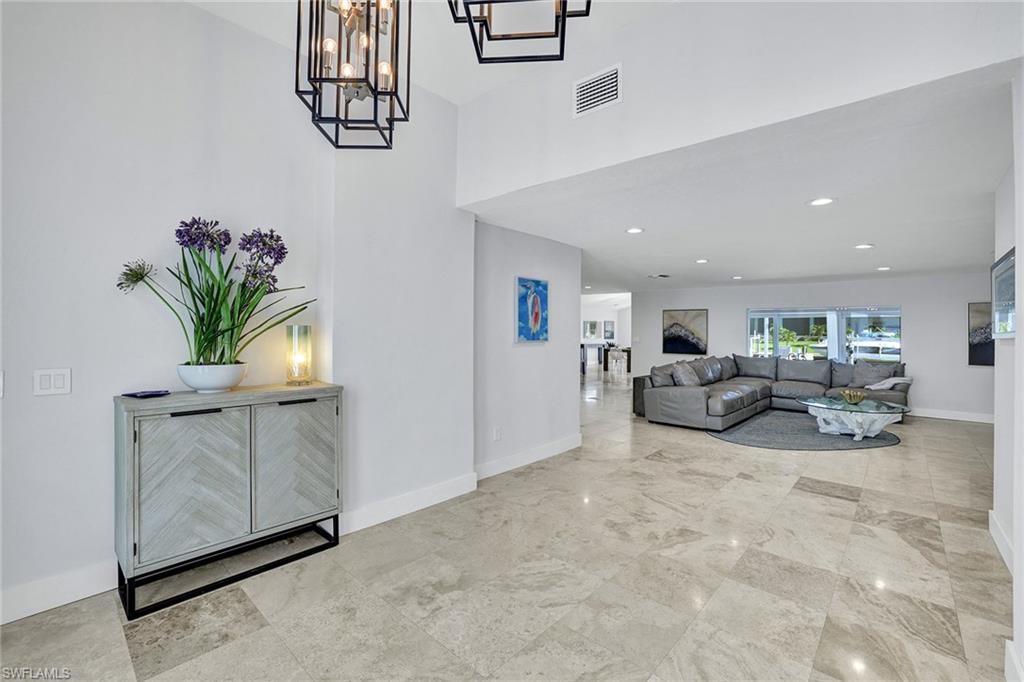 MARCO BEACH - Residential