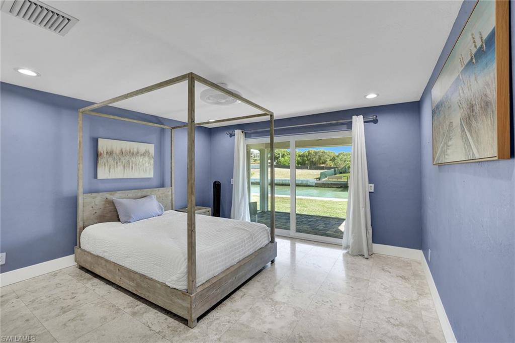 MARCO BEACH - Residential