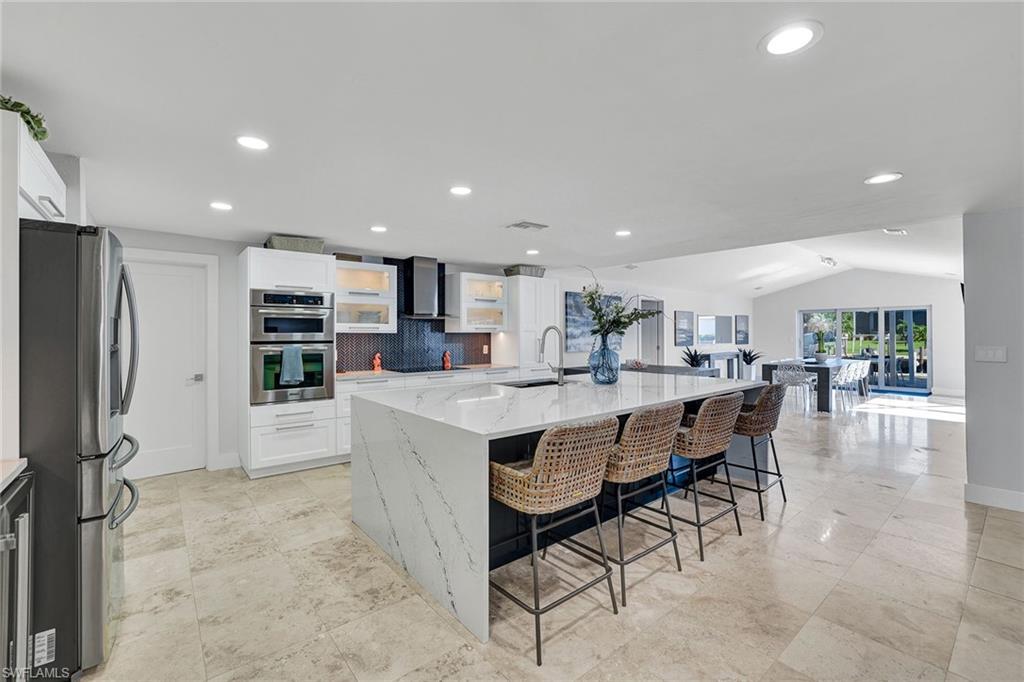 MARCO BEACH - Residential