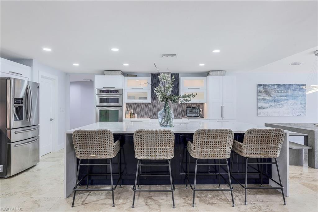 921 Scott DR