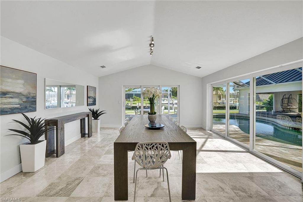 MARCO BEACH - Residential