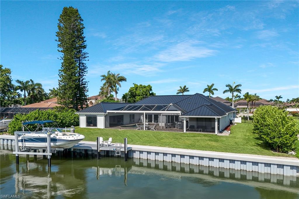 MARCO BEACH - Residential