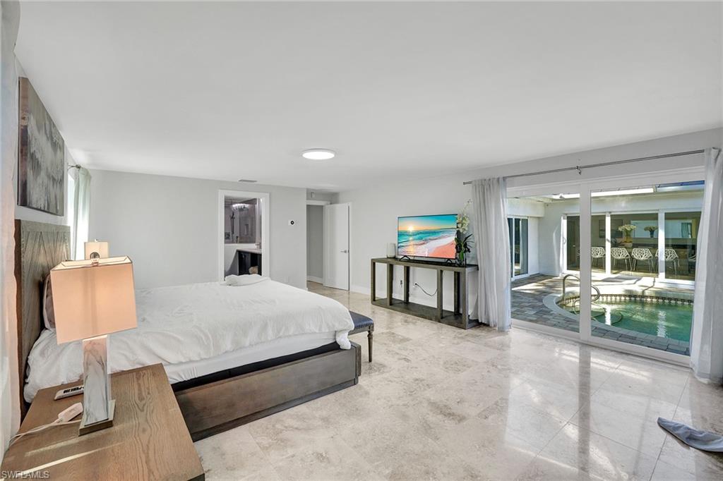 MARCO BEACH - Residential