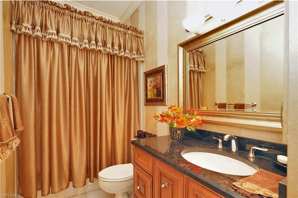 VILLAS AT OLDE HICKORY - Residential