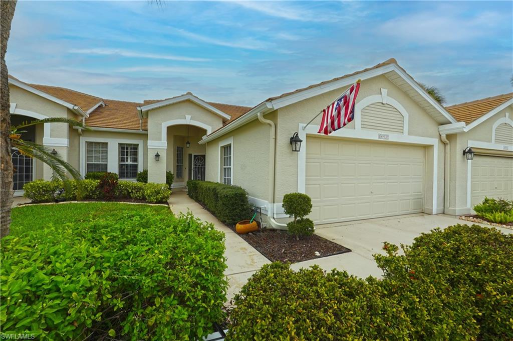 VILLAS AT OLDE HICKORY - Residential