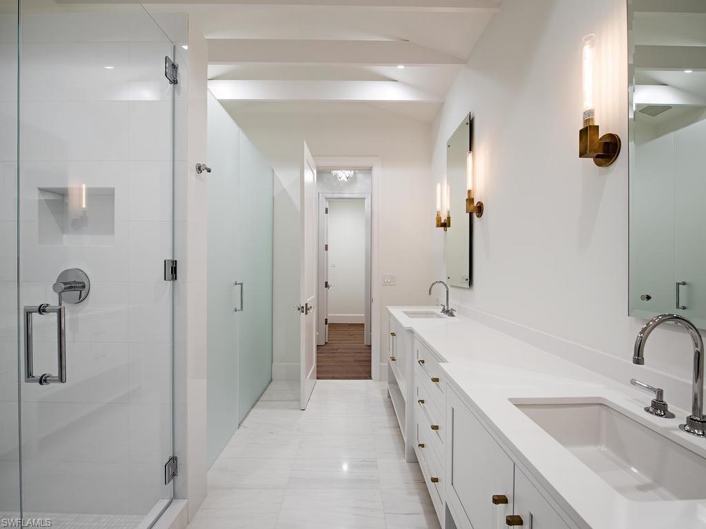 MOORINGS - Residential