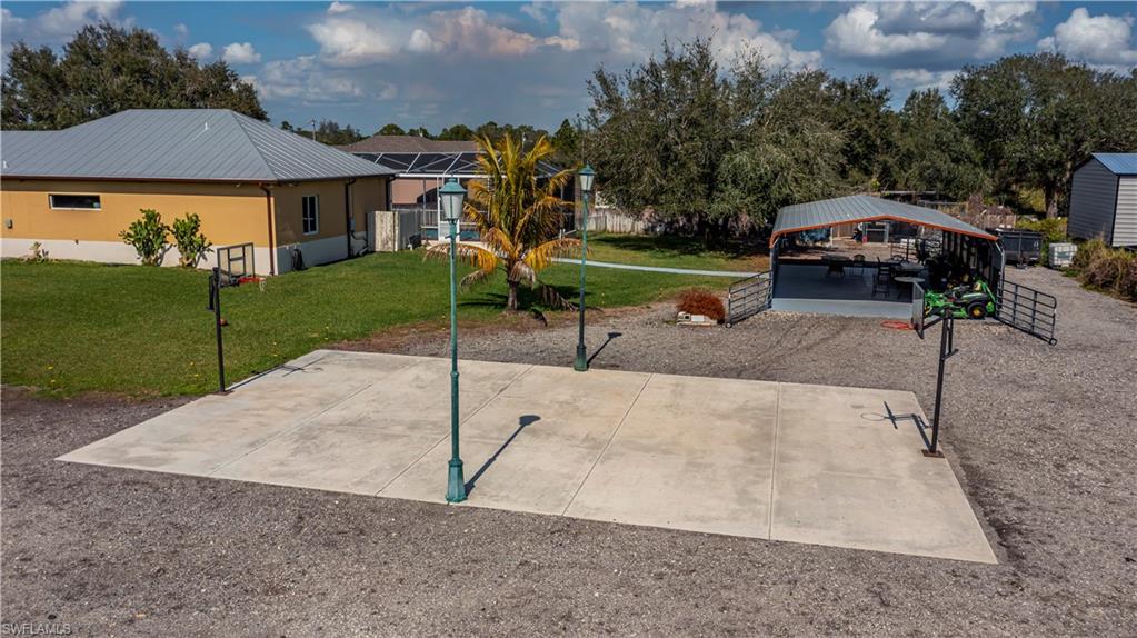 LEHIGH ACRES - Residential
