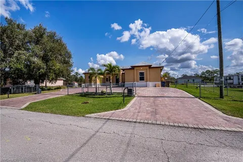 802 Poinsettia Ave, Lehigh Acres, FL 33972 - #: 225011100