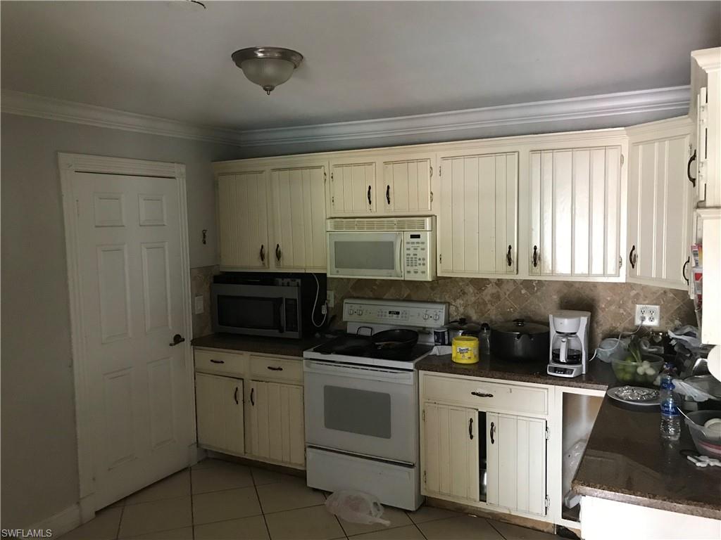 GOLDEN GATE CITY - Residential