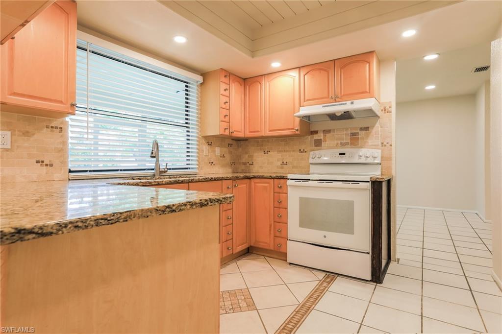 PORT CHARLOTTE - Residential Lease