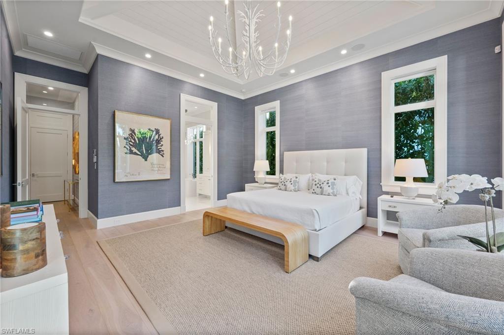 MOORINGS - Residential