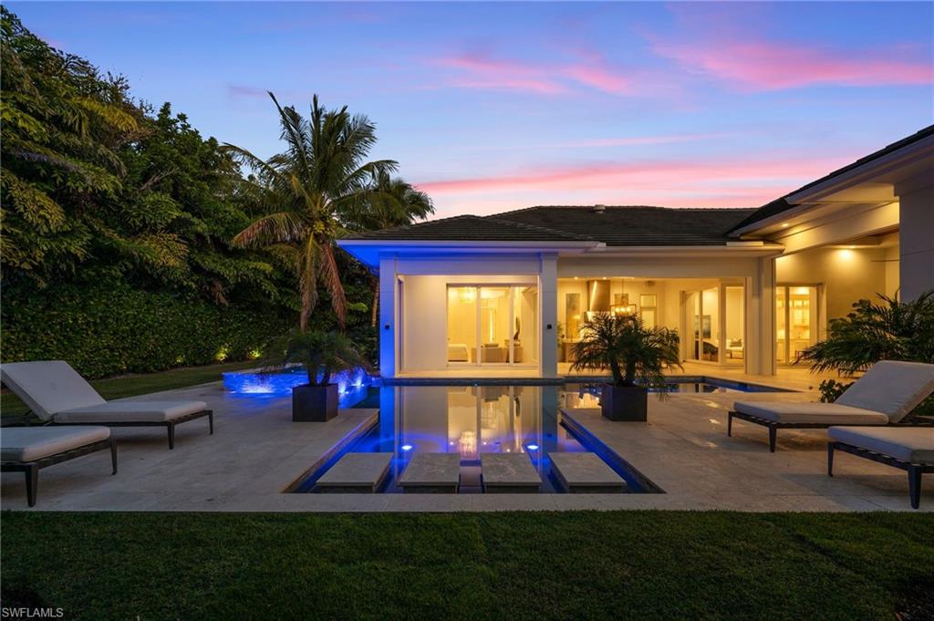 MOORINGS - Residential