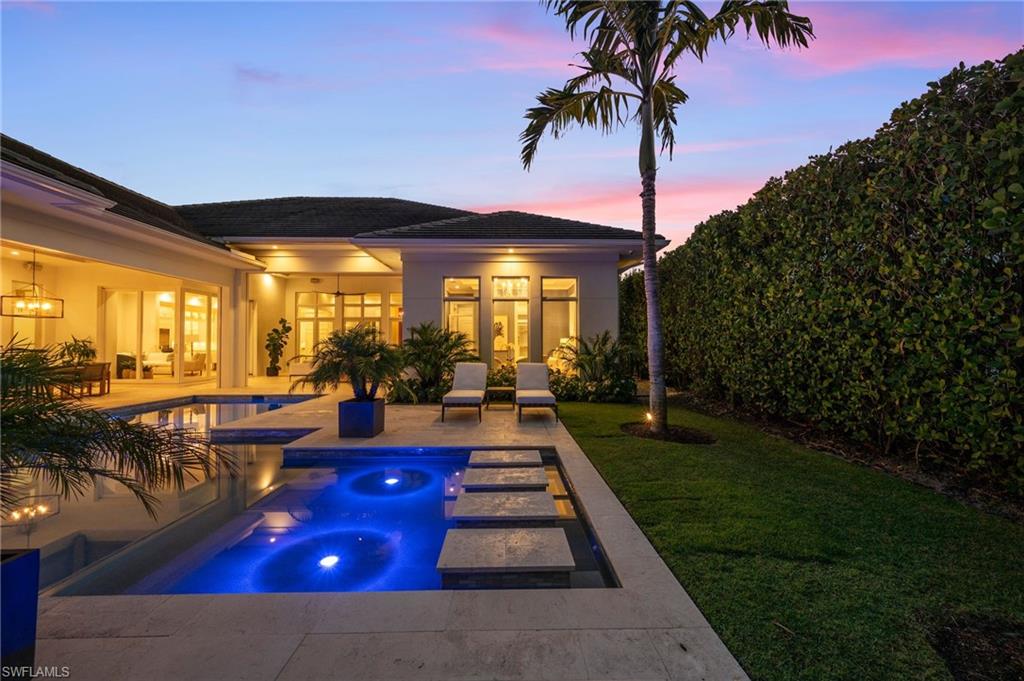 MOORINGS - Residential