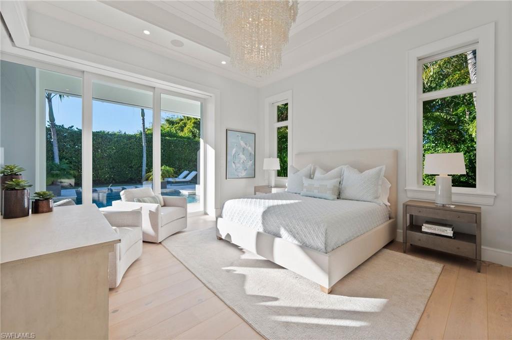 MOORINGS - Residential