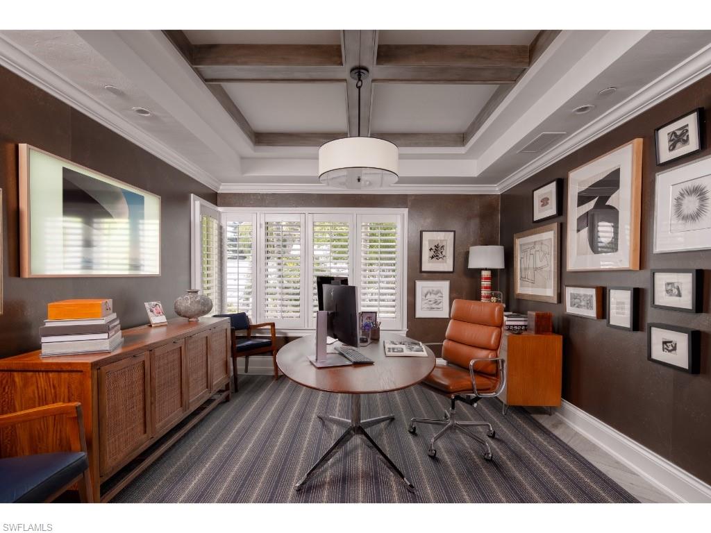 LUCAYA CAY - Residential