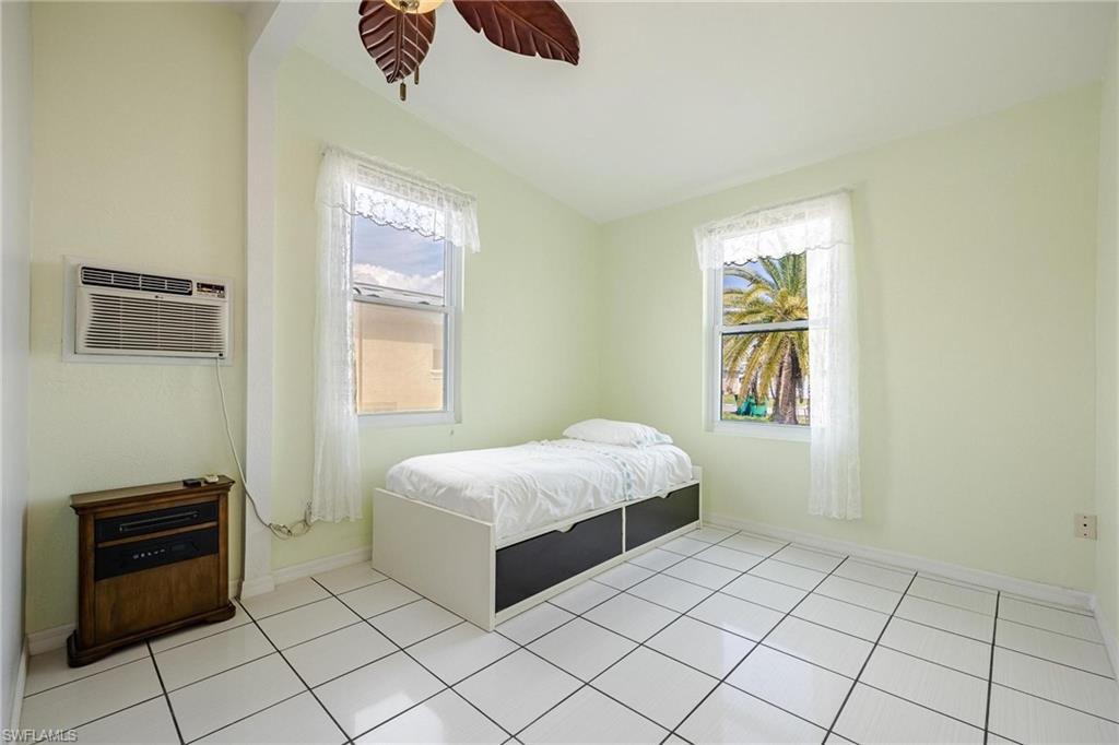 PORT CHARLOTTE - Residential