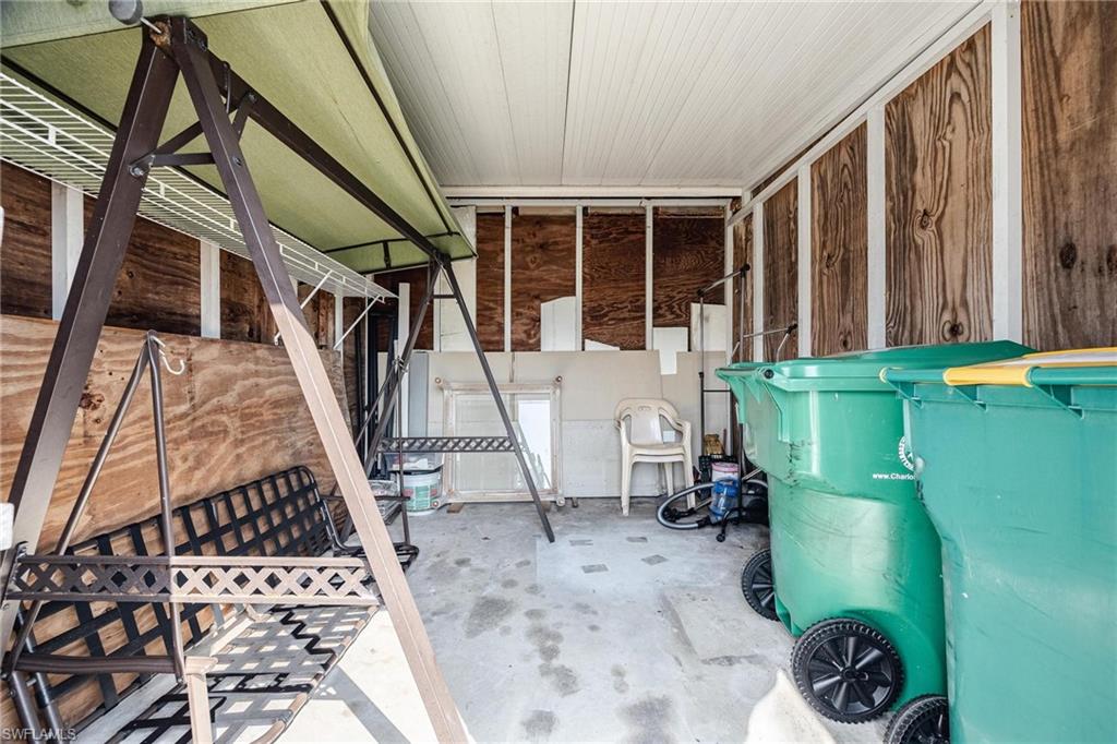 PORT CHARLOTTE - Residential