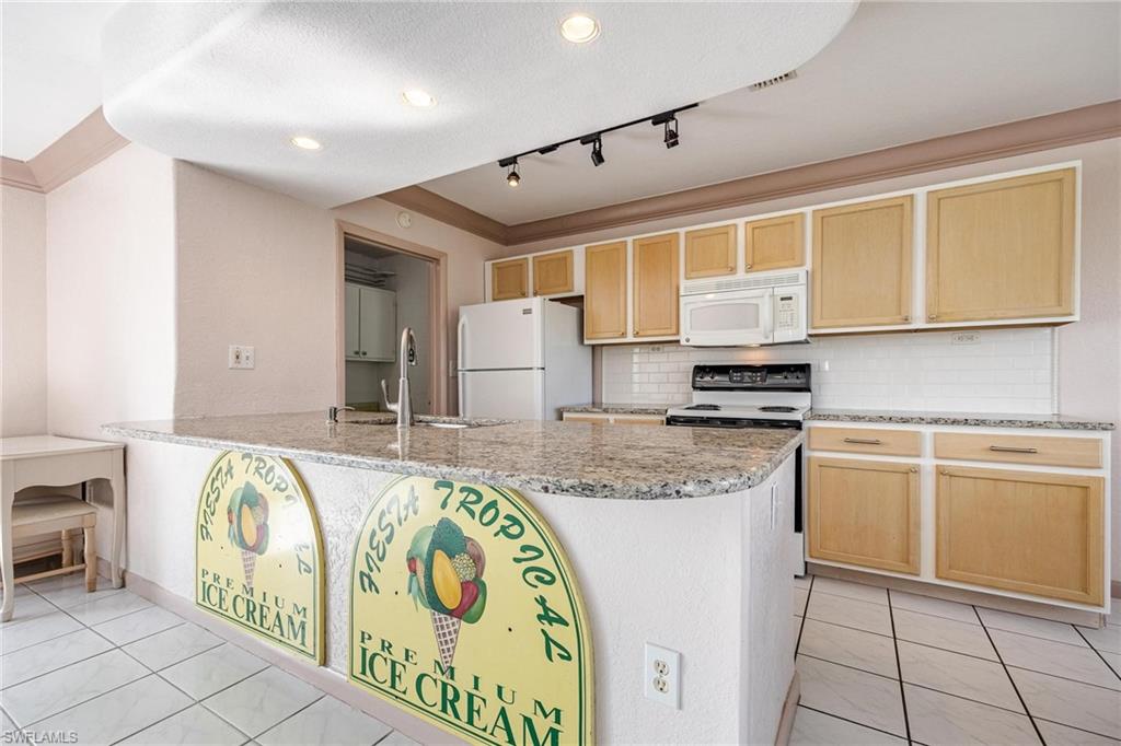 PORT CHARLOTTE - Residential