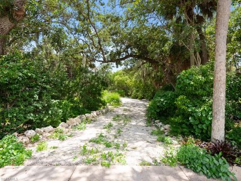 A home in MARCO ISLAND