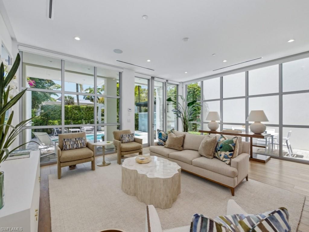 Photo of 345 Banyan BLVD #3, NAPLES, FL 34102 (MLS # 226014337)