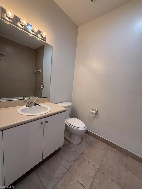 THE COVE AT SIX MILE - Residential Lease