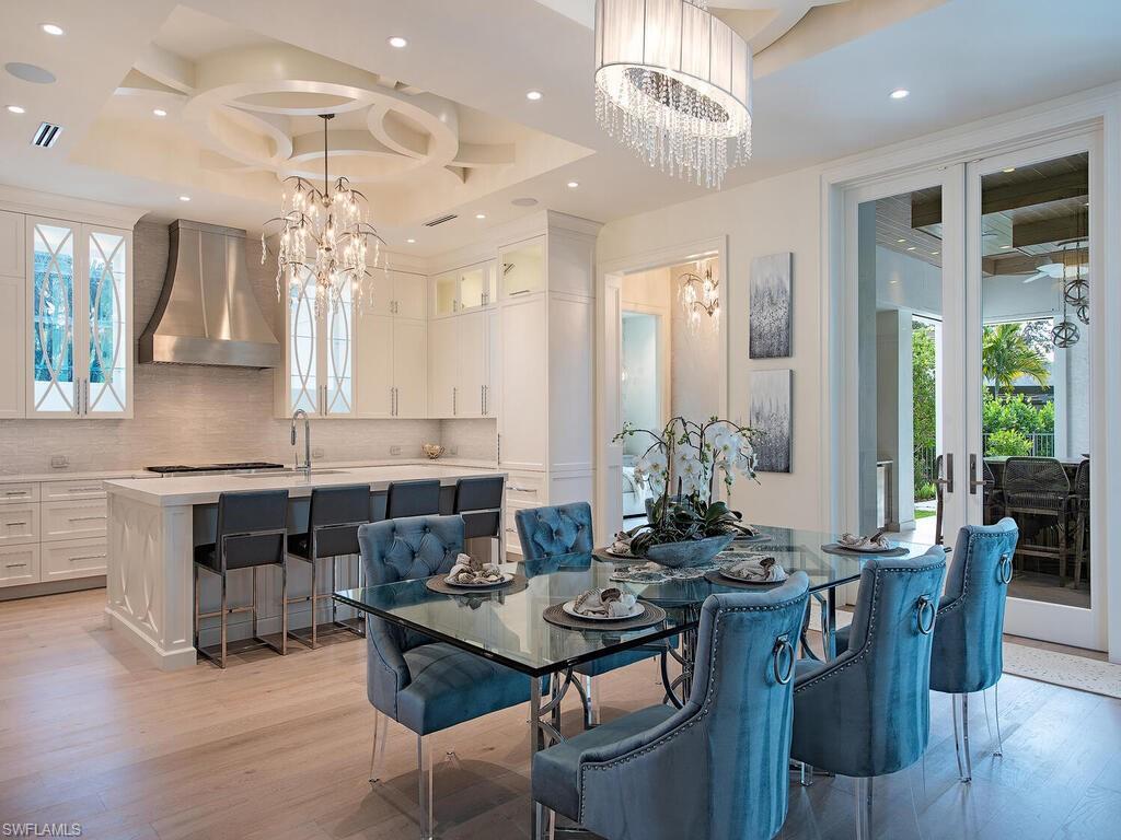 PELICAN BAY WOODS - Residential