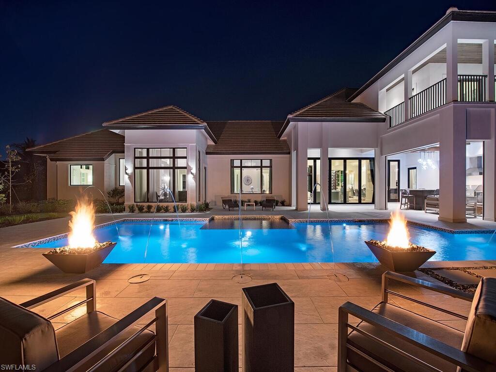 PELICAN BAY WOODS - Residential