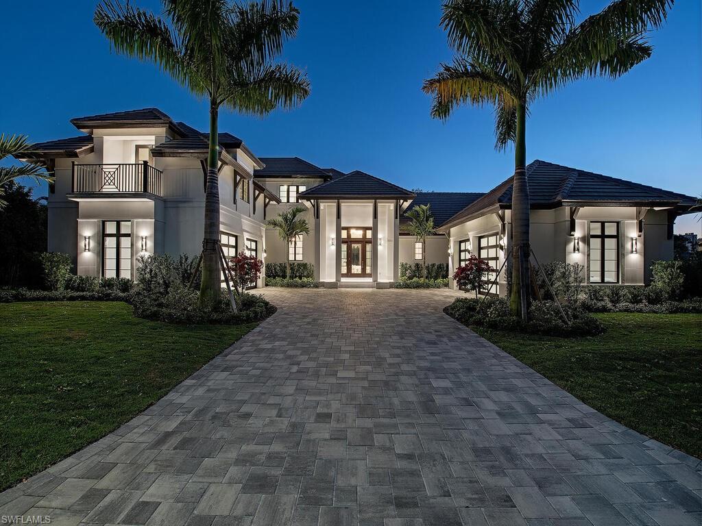 PELICAN BAY WOODS - Residential