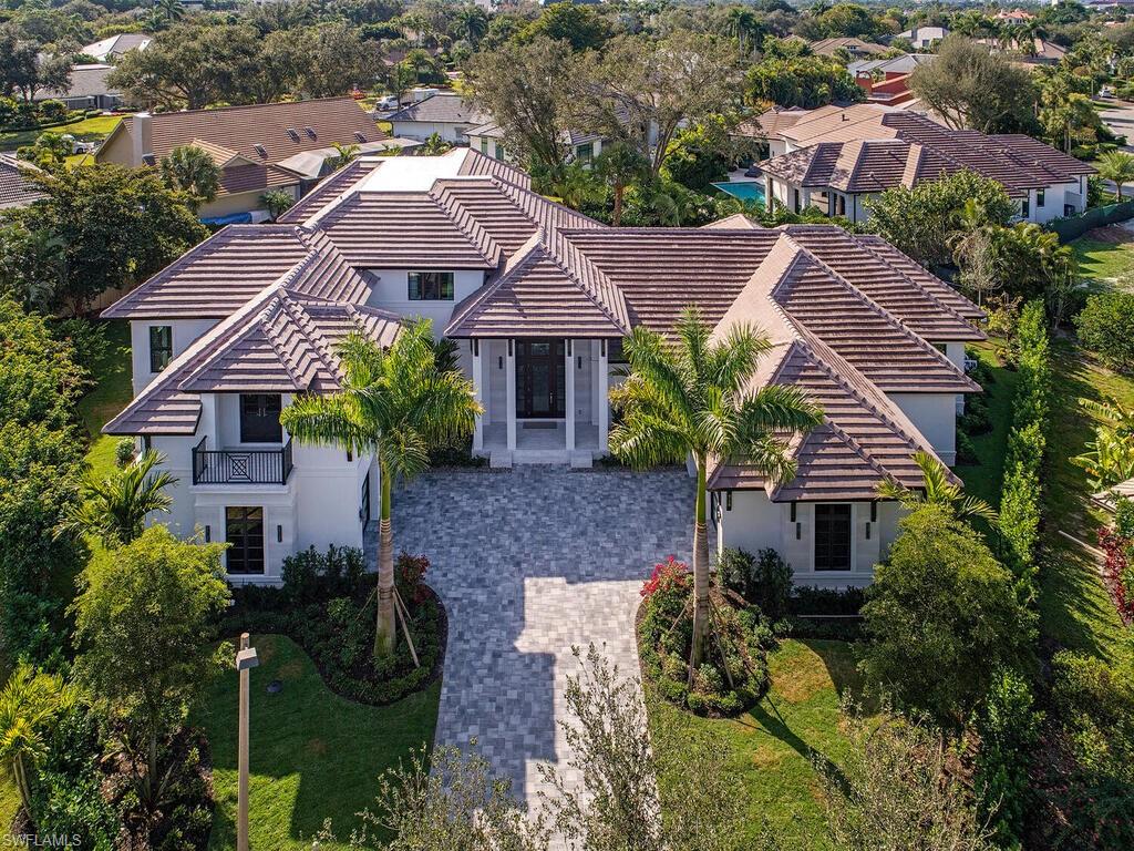 PELICAN BAY WOODS - Residential