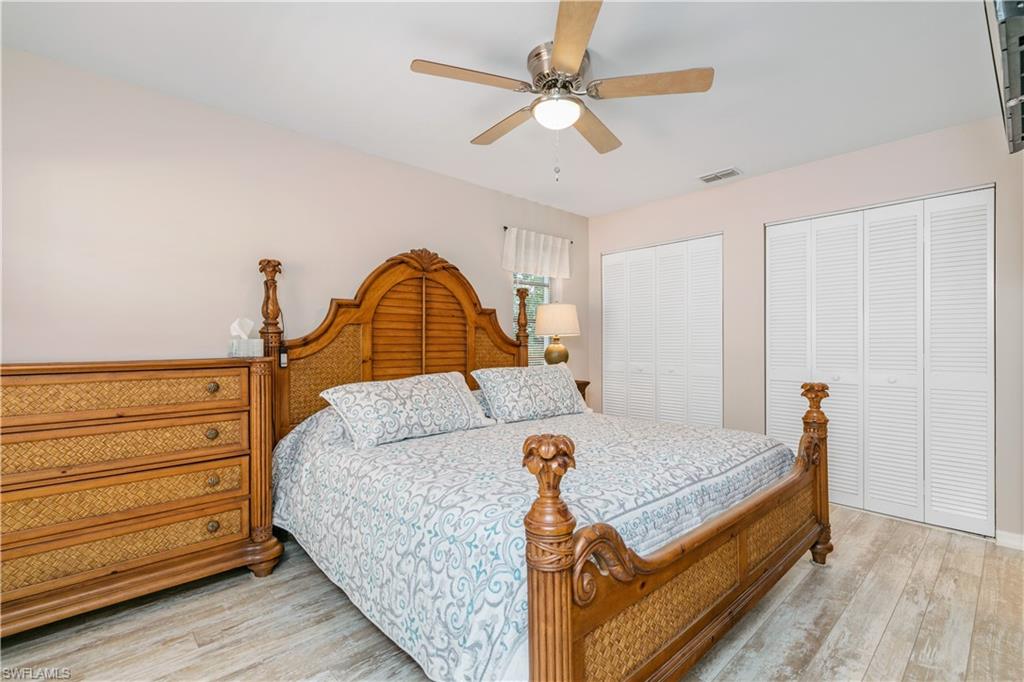 PALM LAKES - Residential