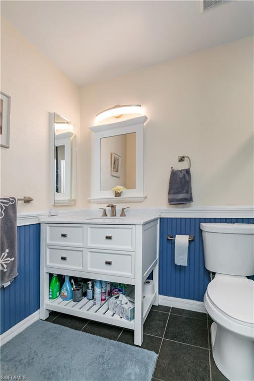 PALM LAKES - Residential