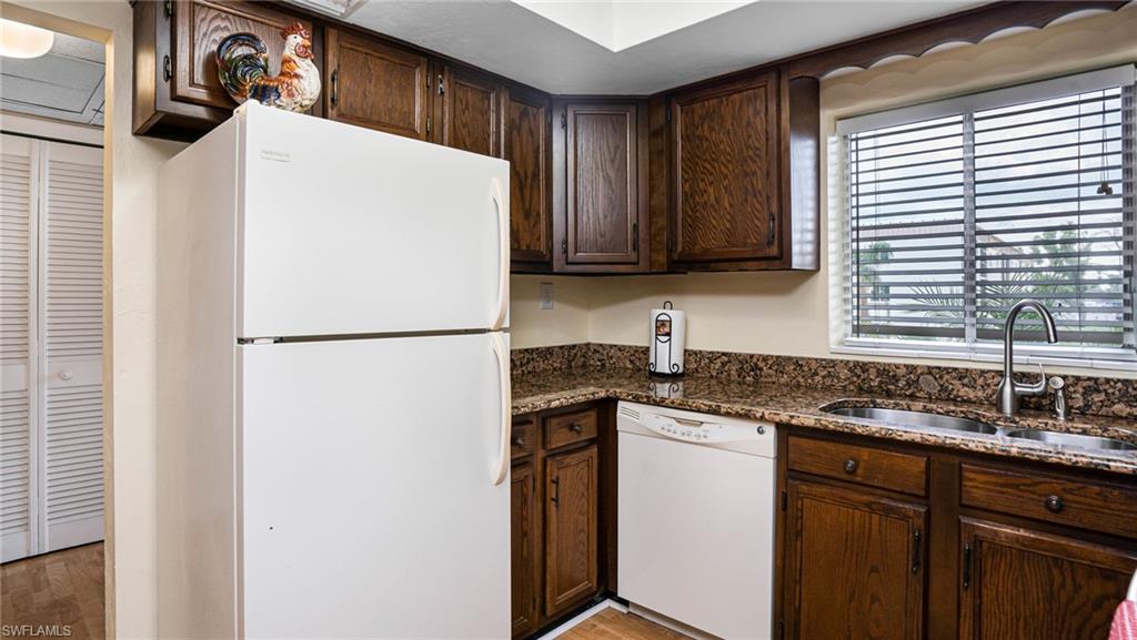 CARLTON HOUSE - Residential