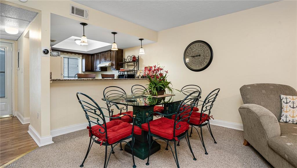 CARLTON HOUSE - Residential