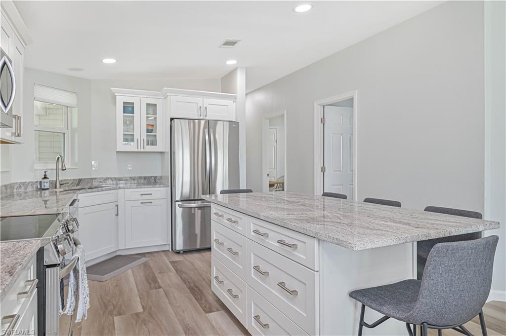 BAYSIDE ESTATES - Residential